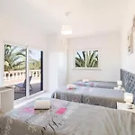 Villa Palm Grande - Huge House 7 Bedroom Sleeps 31 Heat Pool Jacuzzi Sauna Pool Table T Tennis *