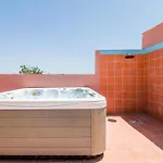 Palm Grande - Huge House 7 Bedroom Sleeps 31 Heat Pool Jacuzzi Sauna Pool Table T Tennis Vila Pêra