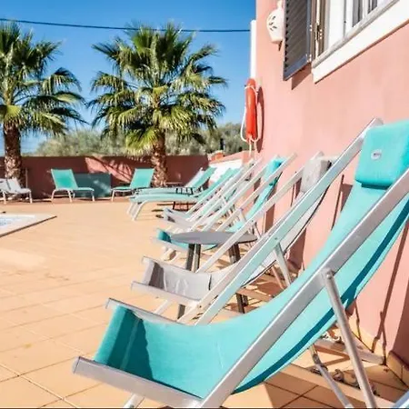 Villa Palm Grande - Huge House 7 Bedroom Sleeps 31 Heat Pool Jacuzzi Sauna Pool Table T Tennis Pêra