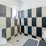 Palm Grande - Huge House 7 Bedroom Sleeps 31 Heat Pool Jacuzzi Sauna Pool Table T Tennis *