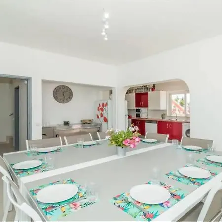 Villa Palm Grande - Huge House 7 Bedroom Sleeps 31 Heat Pool Jacuzzi Sauna Pool Table T Tennis